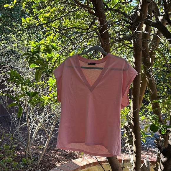 ZARA Pink V-neck T-shirt size M - Picture 2 of 5